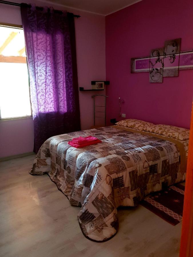 Is Tanas Bed and Breakfast Serdiana Exteriör bild